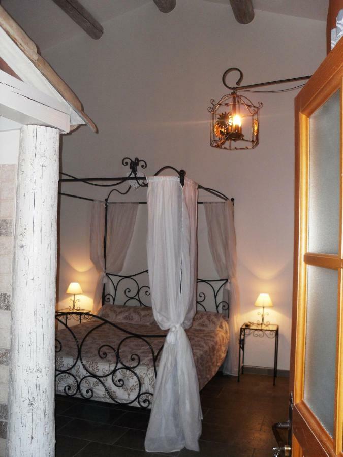 On Dirait Le Sud Chambres D'Hotes Dans Village Proche Ales En Cevennes Saint Julien Les Rosiers Buitenkant foto